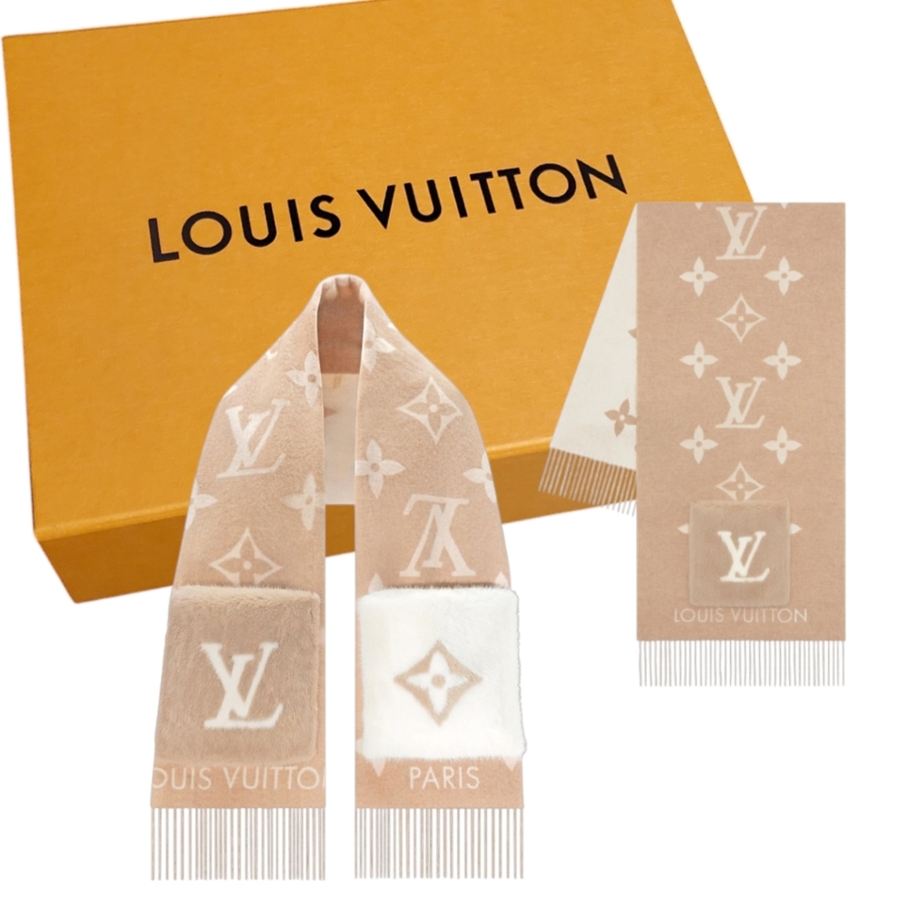Louis Vuitton Luxurious Cold Reykjavik Beige Cashmere Scarf Mink Fur Pockets Box